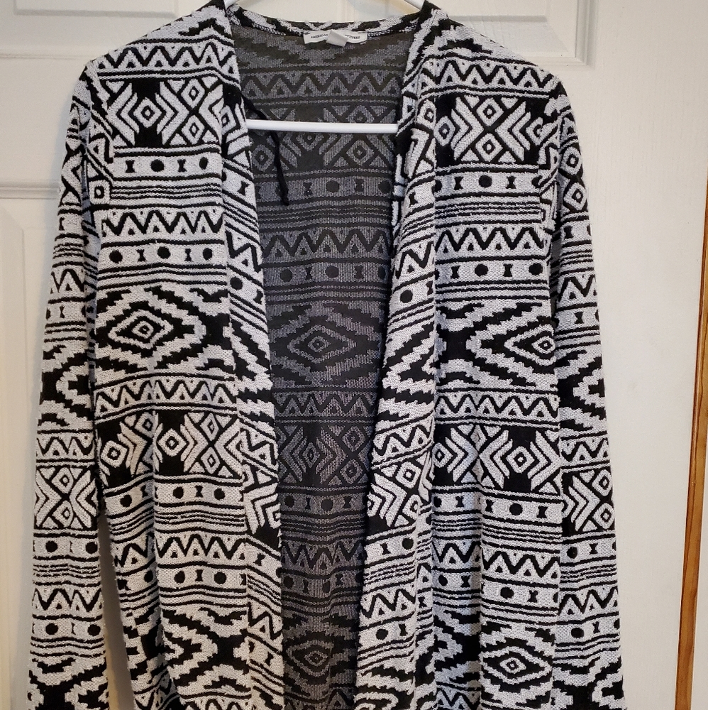 Black and white Aztex cardigan